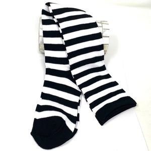 - Bundle Of 4 New Pack Lady’s Over Knee Striped Long Socks.